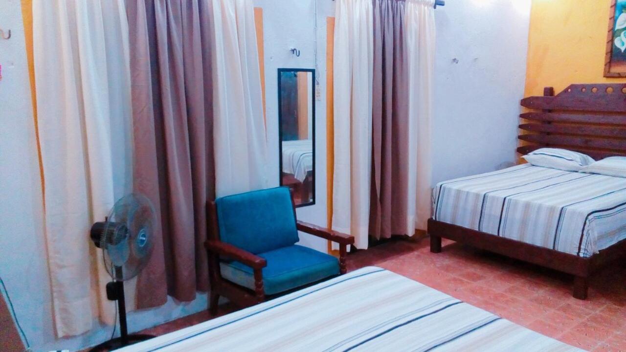 טיסימין Hostal Y Camping Villa Mercedes מראה חיצוני תמונה